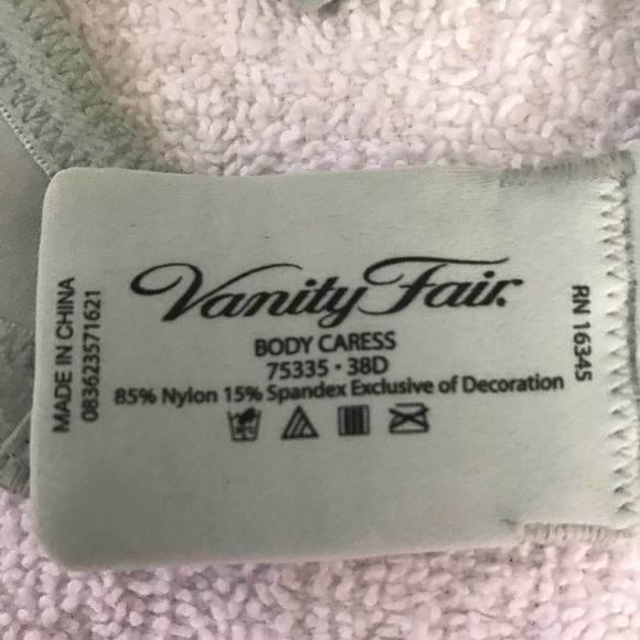 SOLD!    Vanity Fair Bra and Panties. NWOT! - Picture 3 of 4
